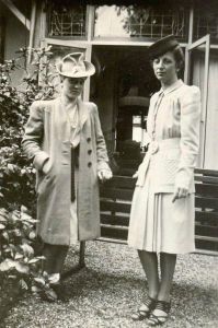 Rosie with friend Mimi van Dam, October 1940